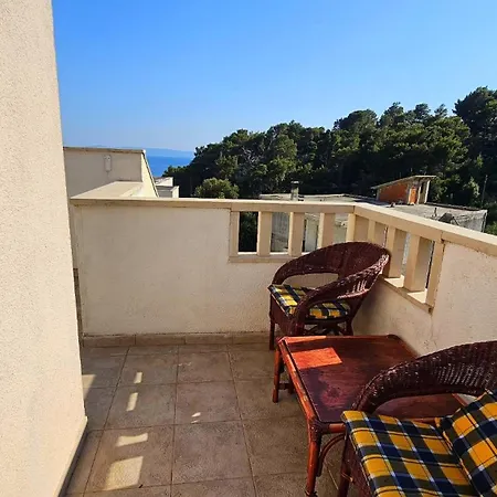 Krvavica Apartments *